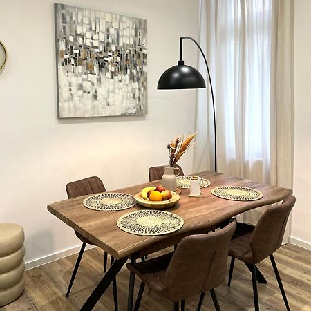 Designer City Apartment In Top Lage Fuer 6 Gaeste Карлсруэ Экстерьер фото
