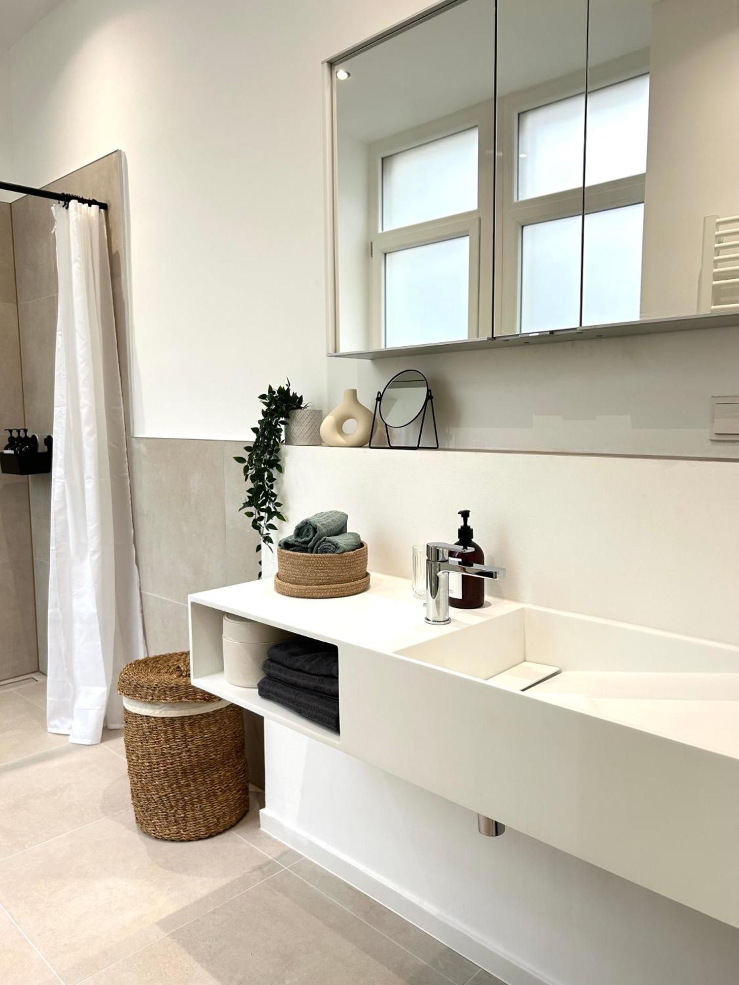 Designer City Apartment In Top Lage Fuer 6 Gaeste Карлсруэ Экстерьер фото