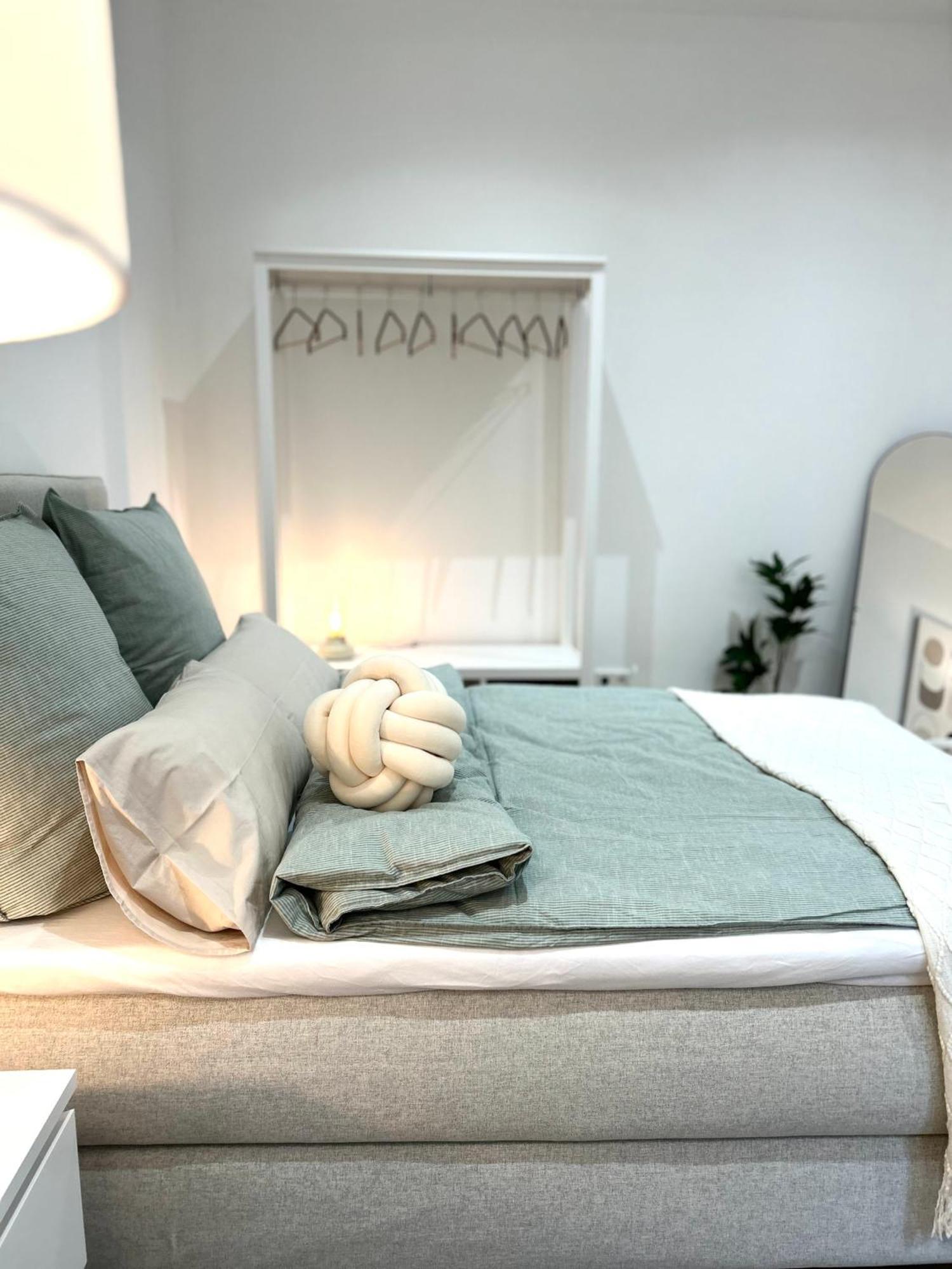 Designer City Apartment In Top Lage Fuer 6 Gaeste Карлсруэ Экстерьер фото