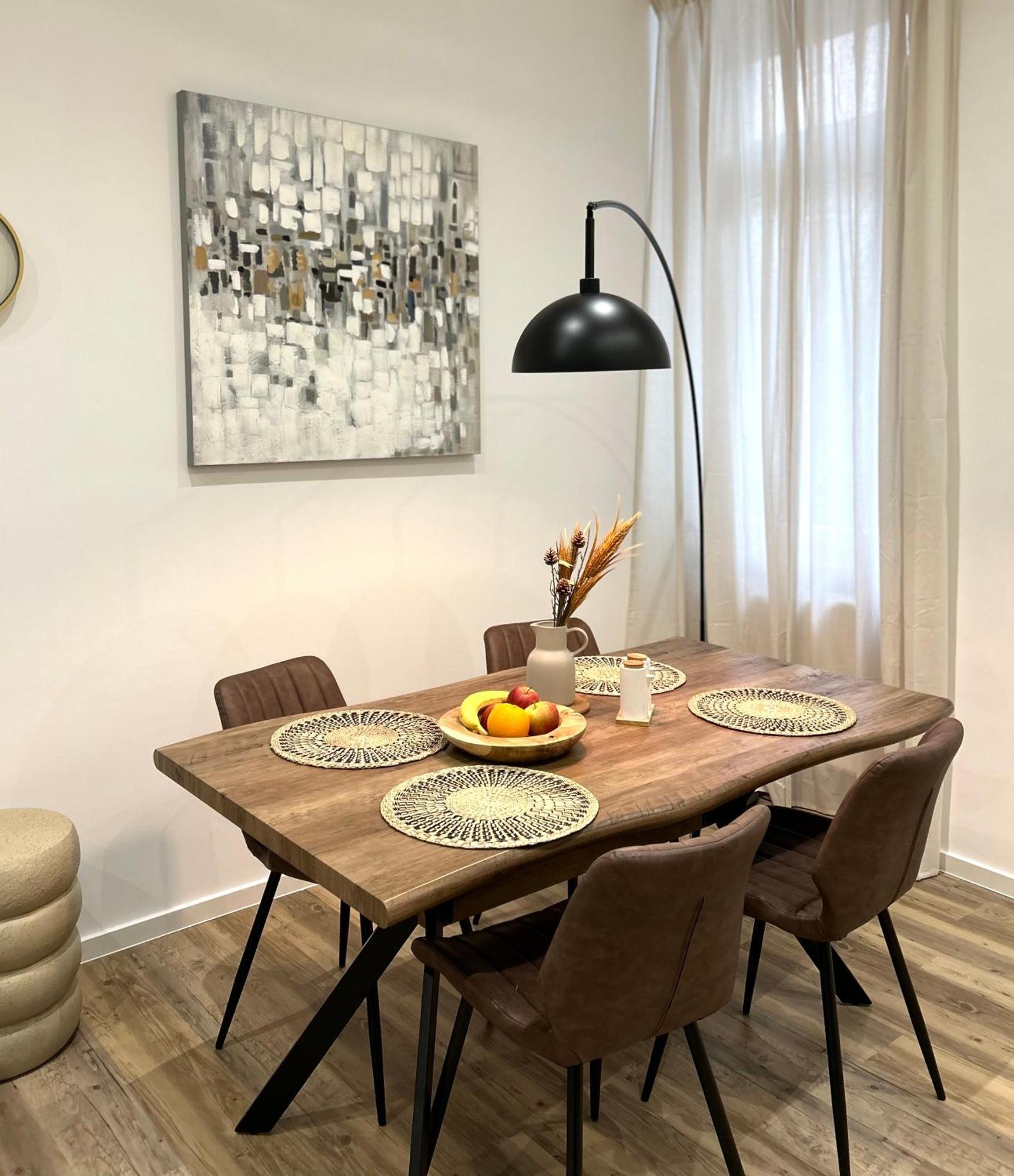 Designer City Apartment In Top Lage Fuer 6 Gaeste Карлсруэ Экстерьер фото
